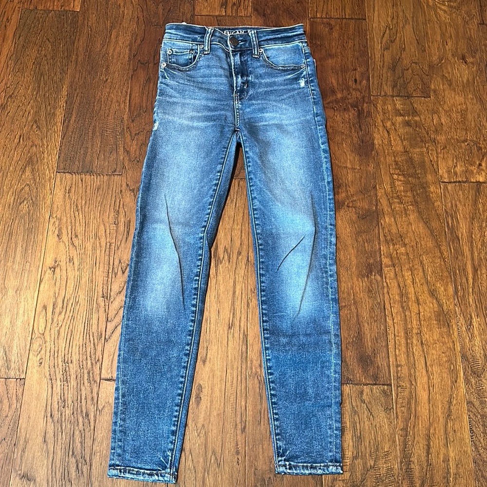 American Eagle Medium Wash High-Rise Jeggings